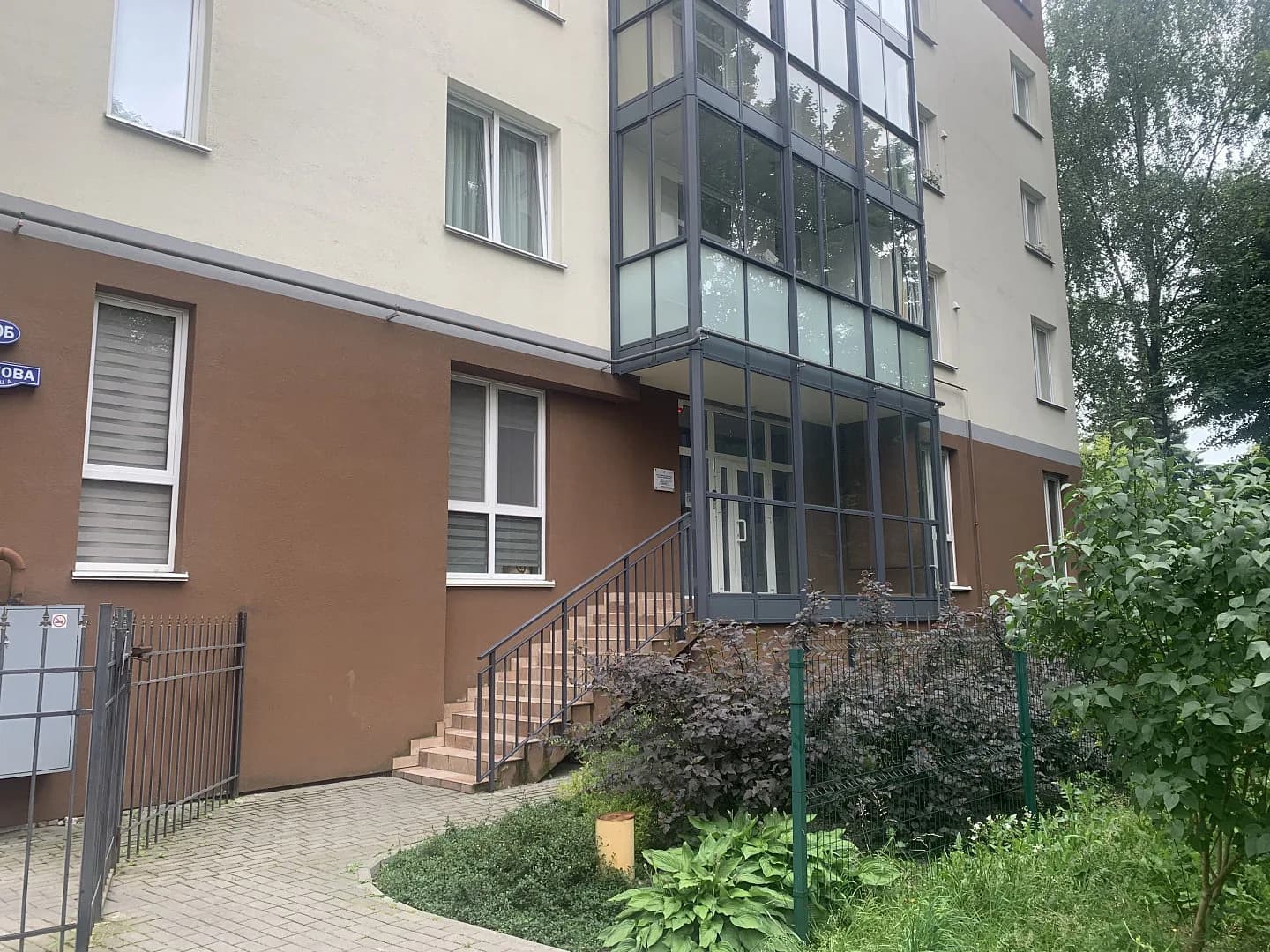 Коммерческая, 53.9 кв.м., Космонавта Леонова ул., 60, литера б
