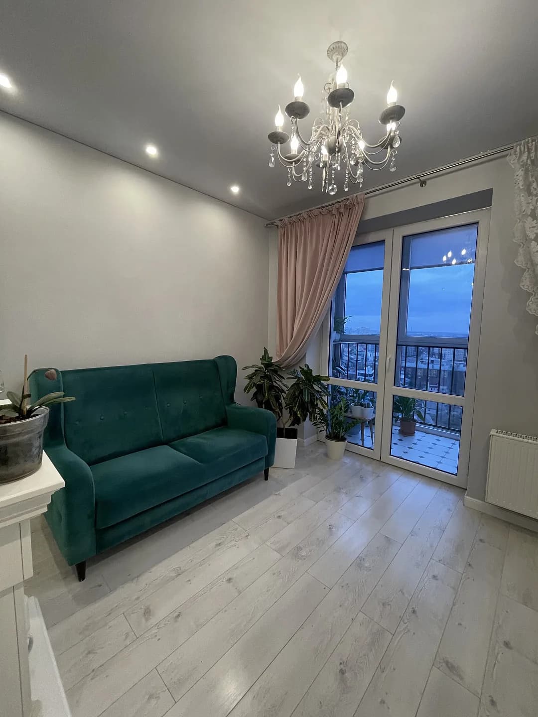 Квартира, 40 кв.м., Старшины Дадаева ул., 68