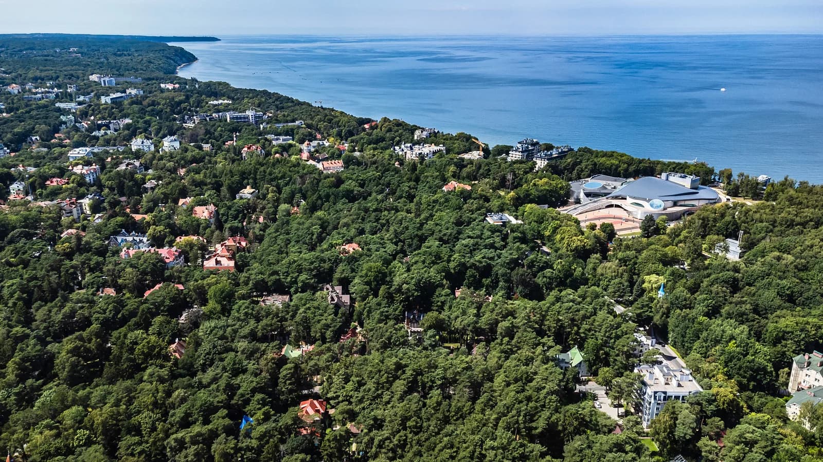 Панорама Светлогорска и Балтийского моря